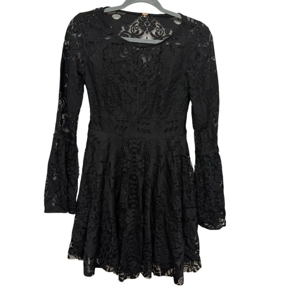 Free People Lace Lovers Folk Song Dress Black Bell Sleeve Cutout back size small